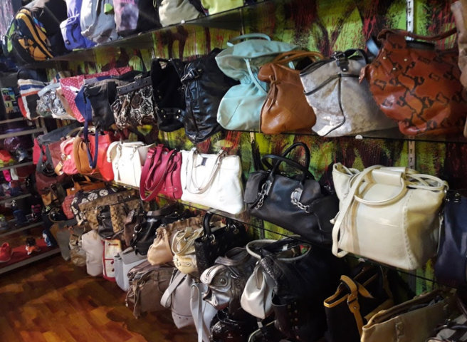 Alamat Grosir Import Batam Pakaian, Tas, Sepatu Bekas Branded (Pasar